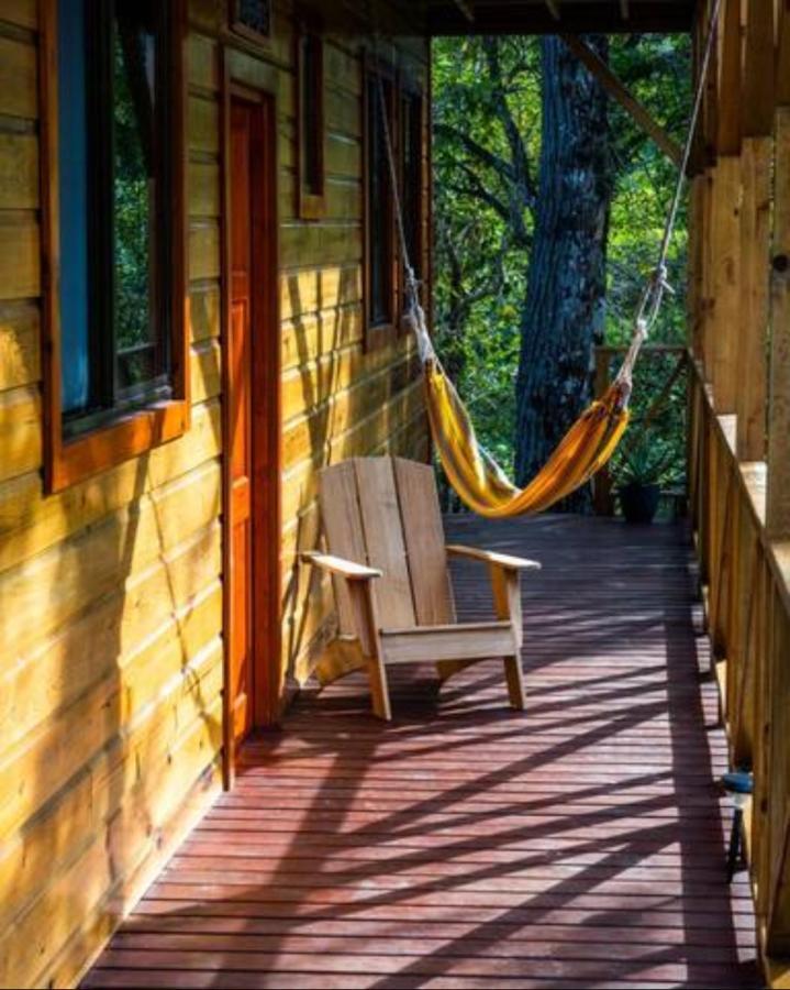 Casa Marlin Bed & Breakfast Bocas del Toro Exterior photo
